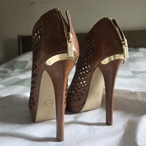 MICHAEL Michael Kors Graham booties